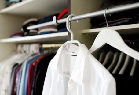 Wardrobe - wardrobe, coat hanger, dressing room